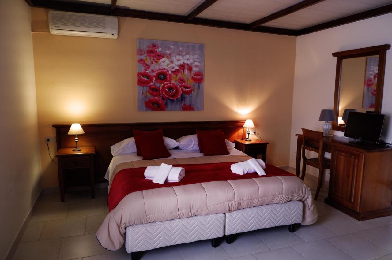 Hotel Borgo Antico Fabriano Eksteriør billede