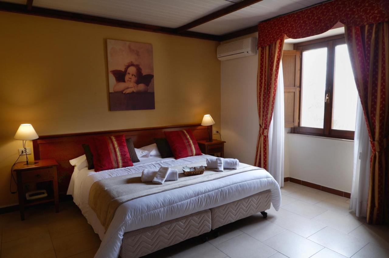 Hotel Borgo Antico Fabriano Eksteriør billede