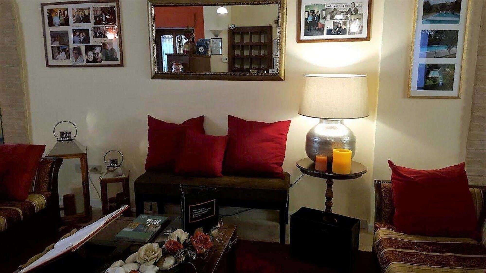 Hotel Borgo Antico Fabriano Eksteriør billede