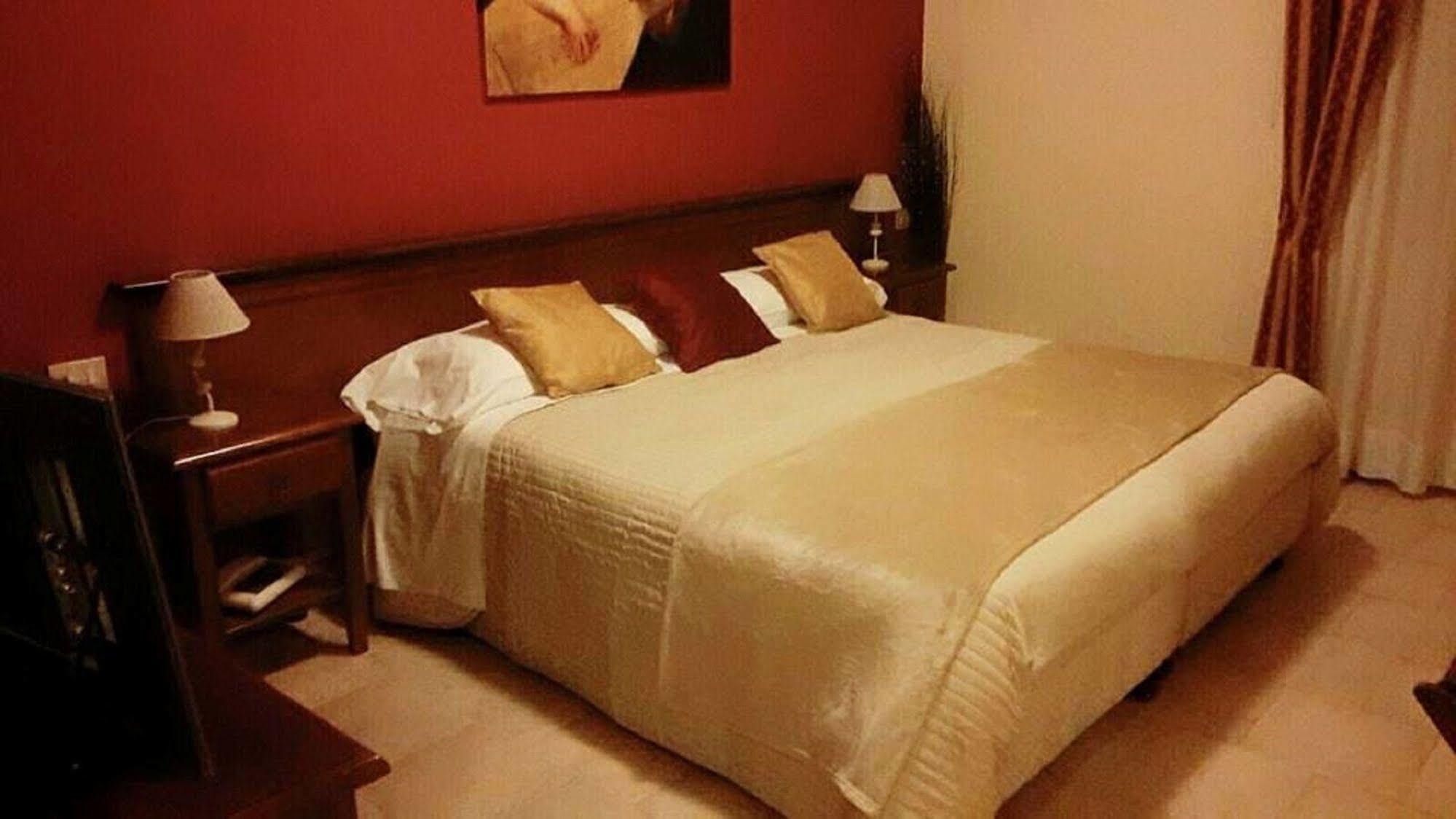 Hotel Borgo Antico Fabriano Eksteriør billede